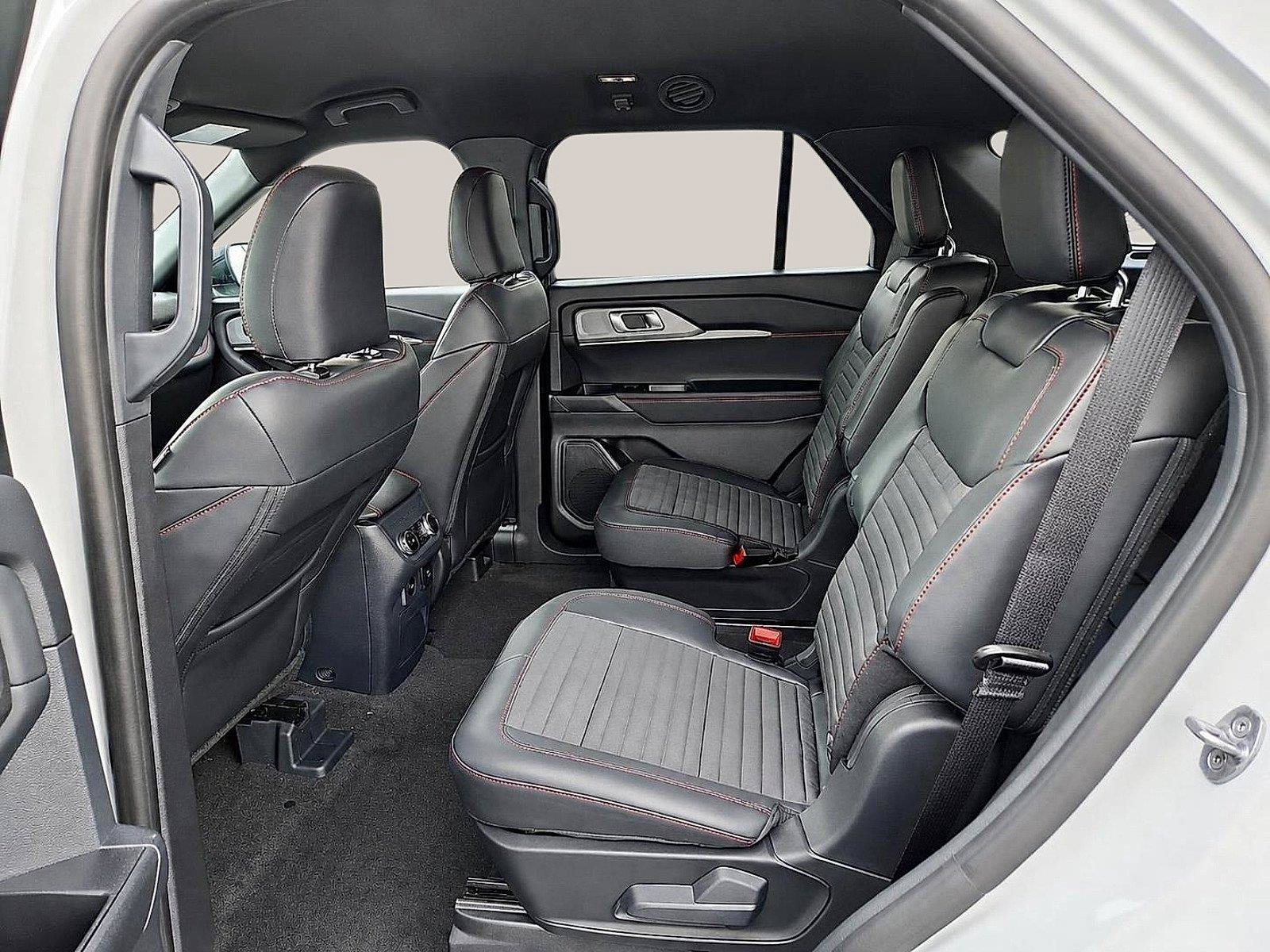New 2027 Ford Explorer ST-Line w/ Premium Package RWD image 14