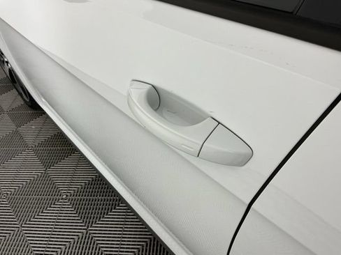 Used 2016 Volkswagen GTI 4-Door FWD image 11