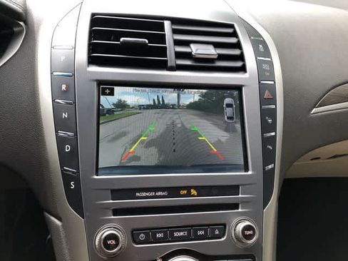 Used 2019 Lincoln MKZ Reserve FWD image 29