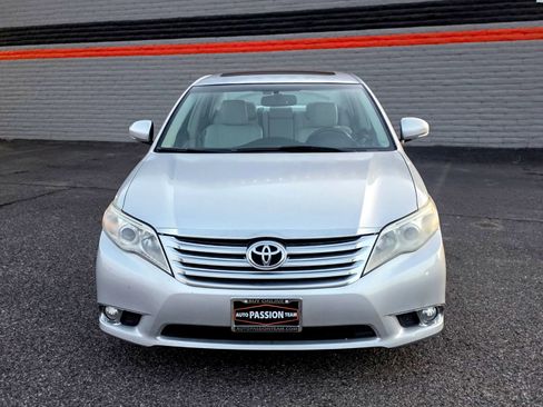 Used 2011 Toyota Avalon Limited FWD image 8