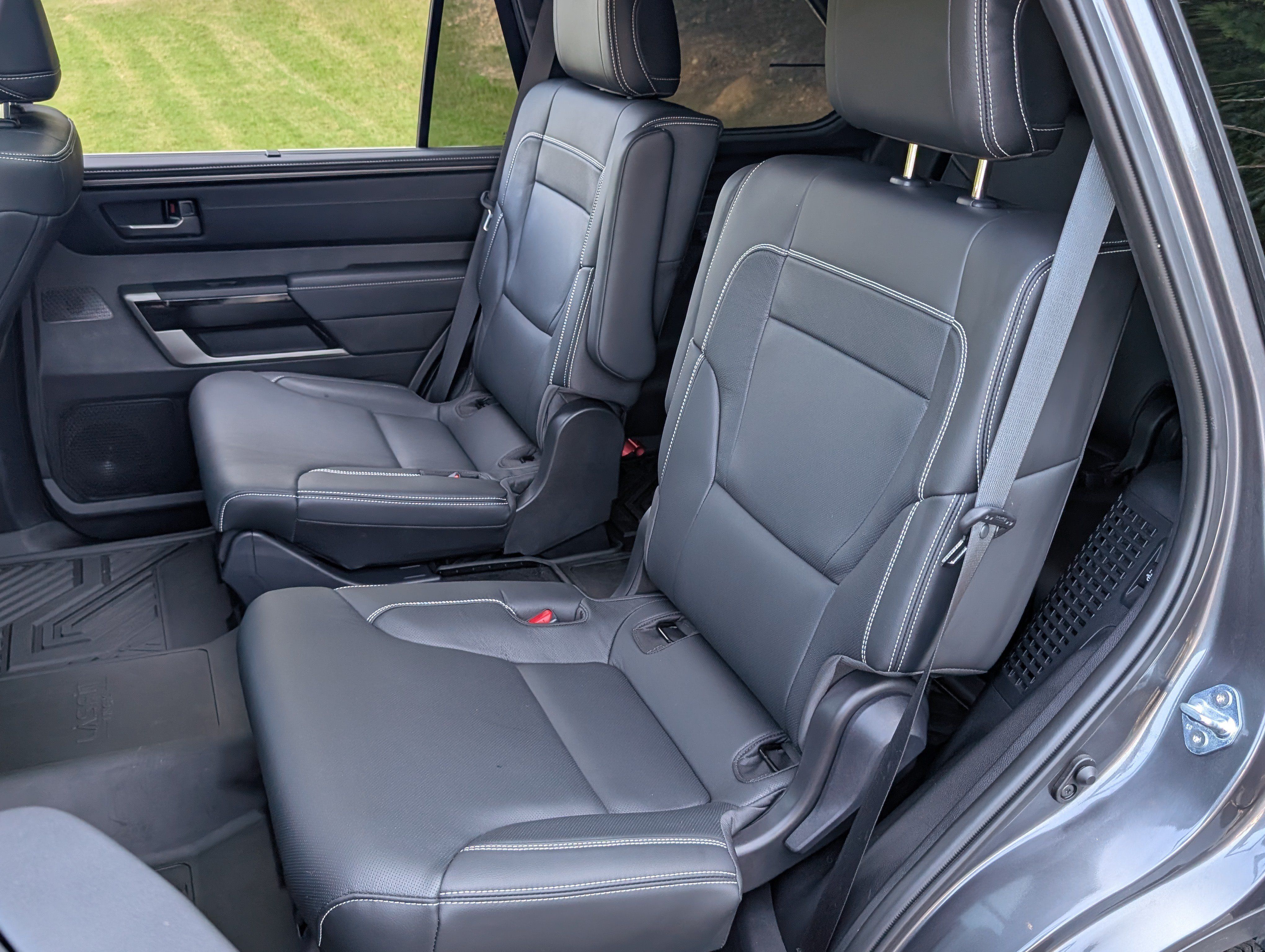 Used 2026 Toyota Sequoia Limited AWD/4WD image 18