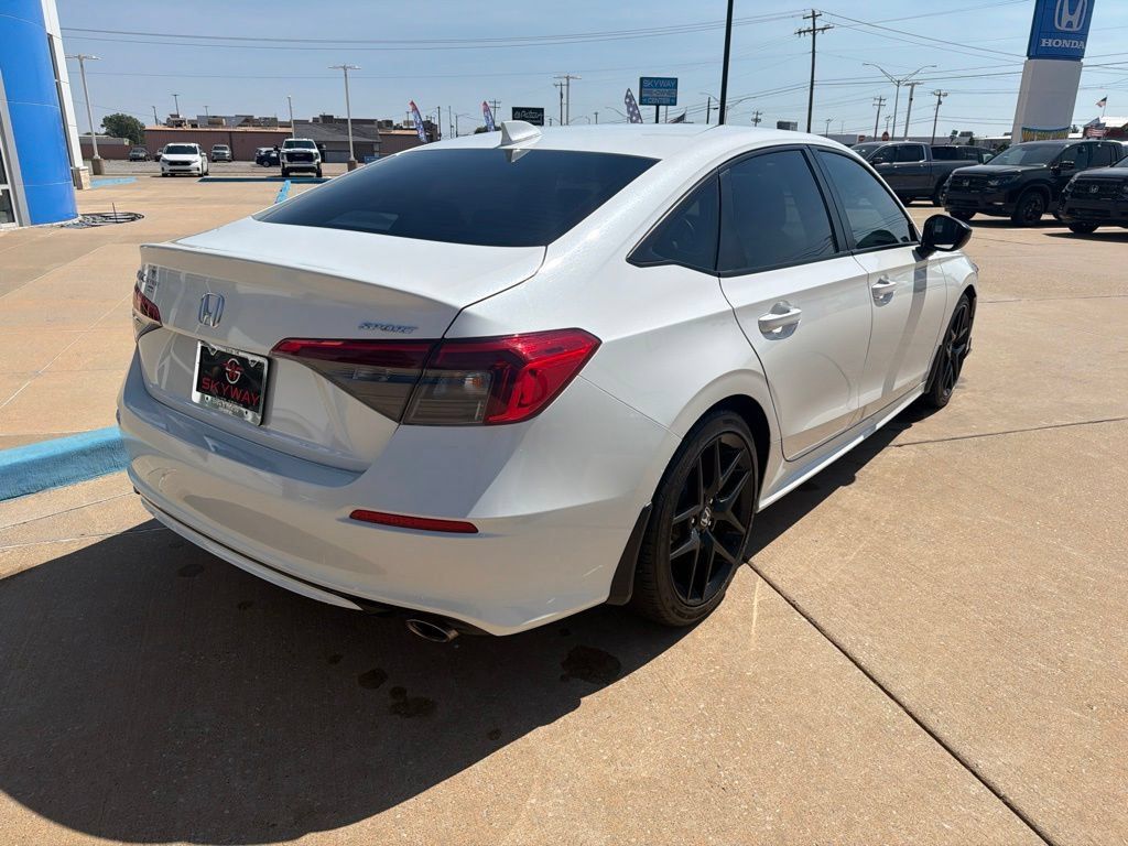 Used 2024 Honda Civic Sport image 6