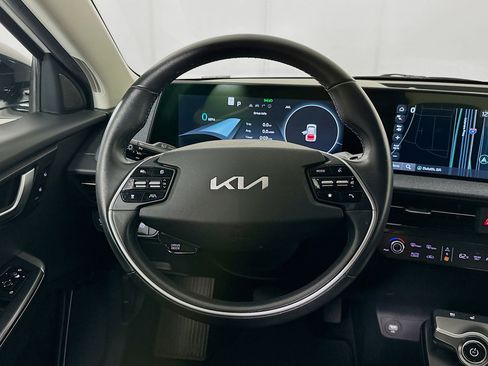 Used 2023 Kia EV6 Wind image 18