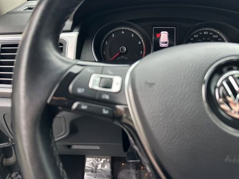 Used 2018 Volkswagen Atlas SE image 20