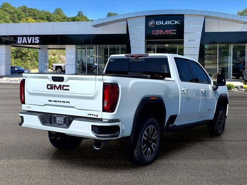 Used 2023 GMC Sierra 2500 AT4 w/ AT4 Premium Plus Package AWD/4WD image 4