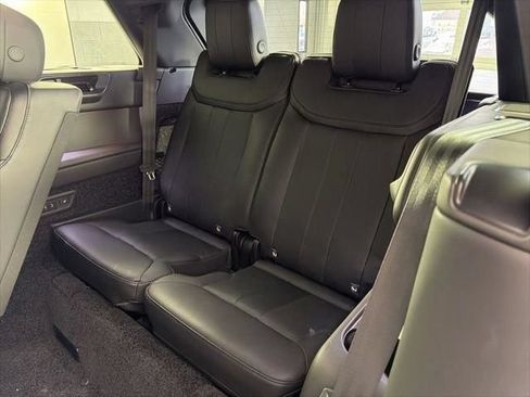 Used 2026 Land Rover Range Rover Long Wheelbase SE AWD/4WD image 12