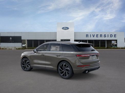 New 2025 Lincoln Corsair Grand Touring w/ Equipment Group 301A image 4