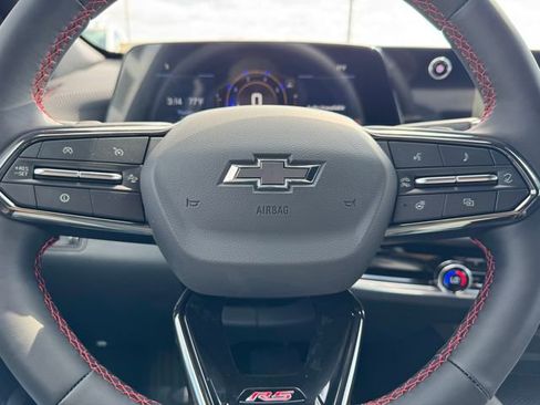 New 2026 Chevrolet Equinox RS w/ Convenience Package III FWD image 20