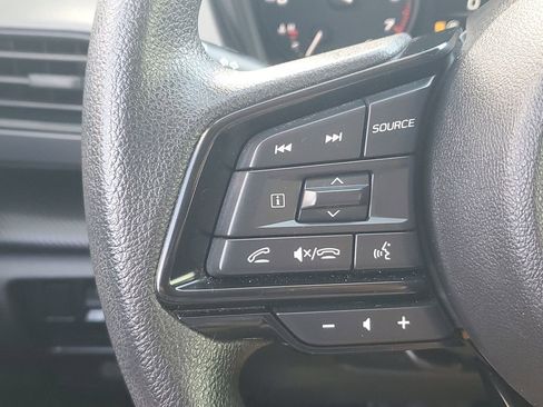 Used 2024 Subaru Crosstrek 2.0i image 32