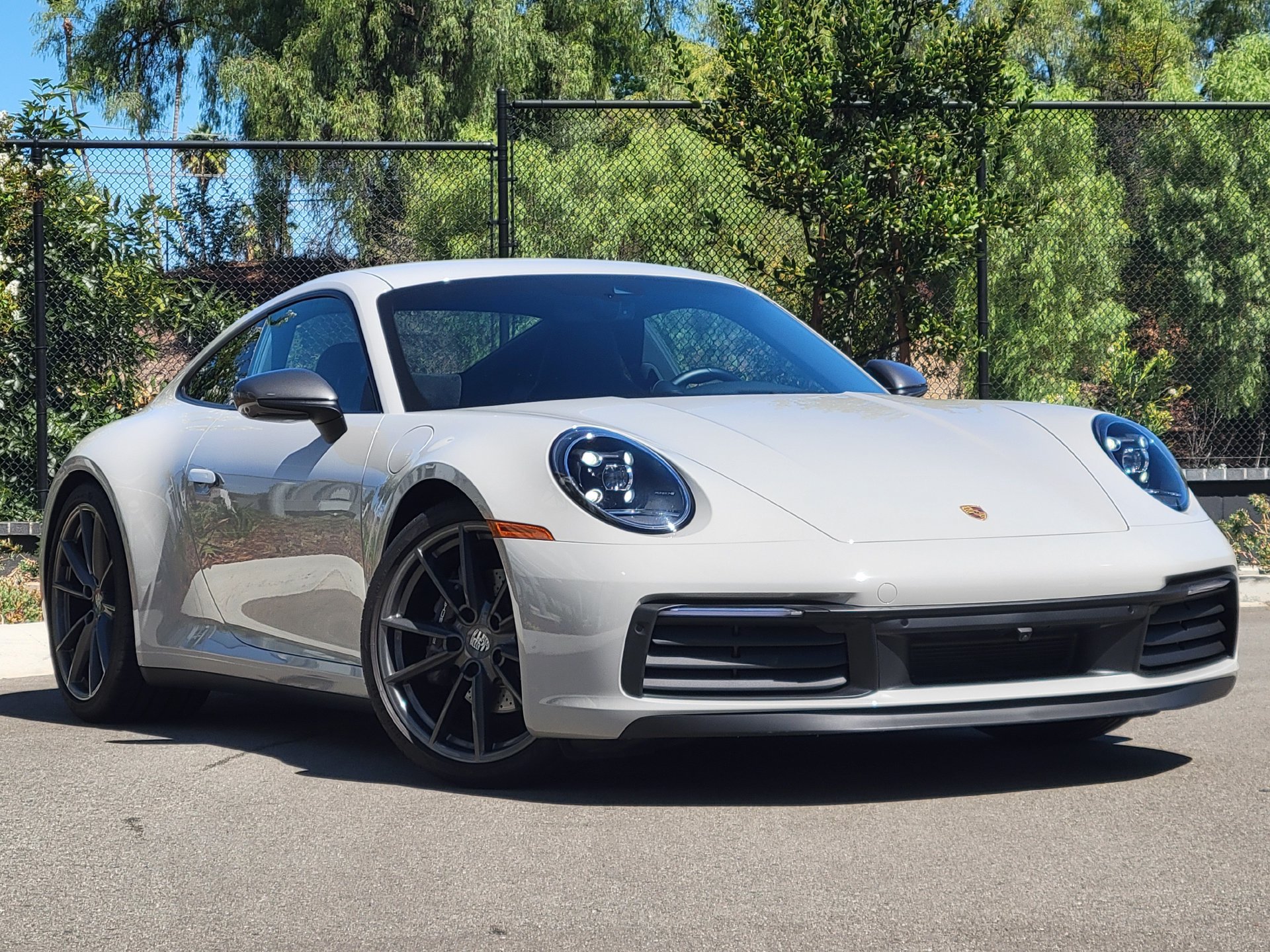 Certified 2023 Porsche 911 Carrera T RWD image 9