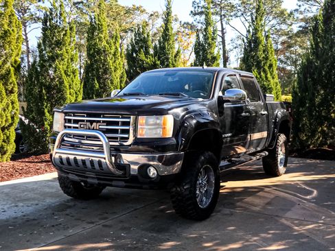 Used 2010 GMC Sierra 1500 SLE w/ Power Pack Plus image 5