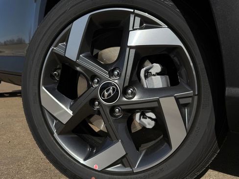 New 2026 Hyundai Venue SEL image 9