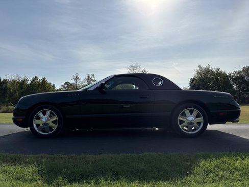 Used 2002 Ford Thunderbird RWD image 2