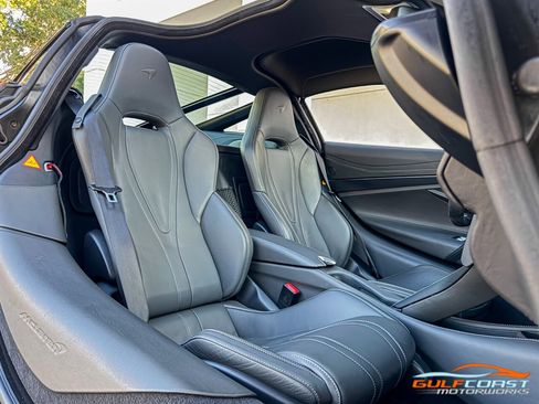 Used 2018 McLaren 720S Luxury image 31