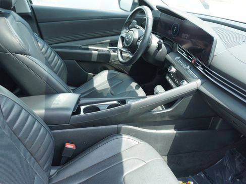 Used 2023 Hyundai Elantra Limited w/ Cargo Package FWD image 8