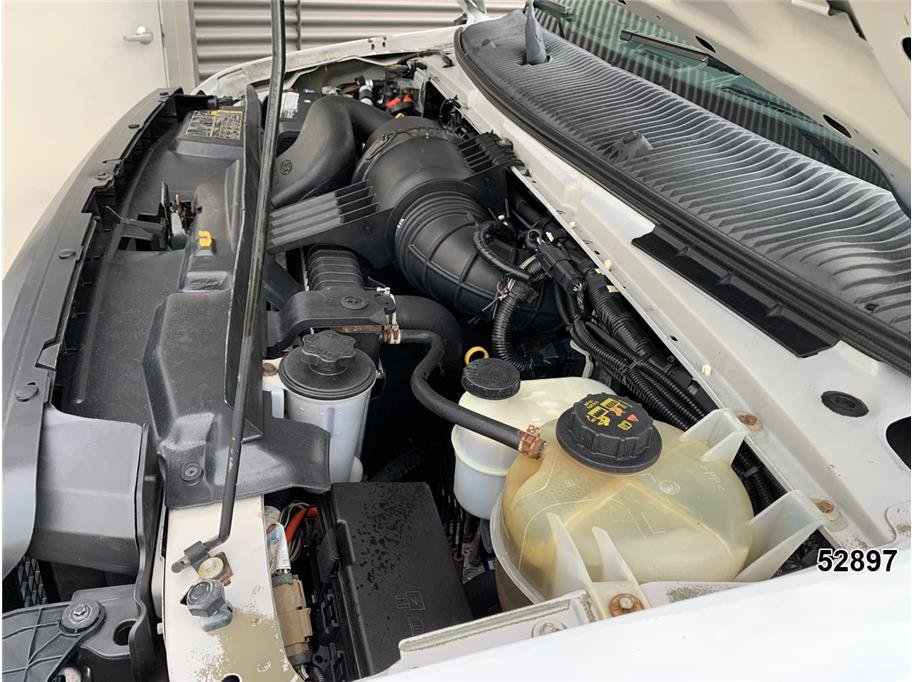 Used 2014 Ford E-350 and Econoline 350 Super Duty RWD image 18