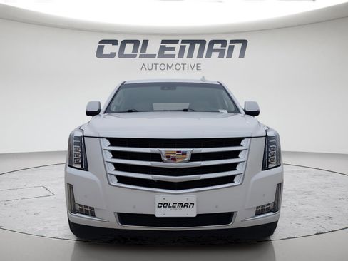Used 2016 Cadillac Escalade Luxury AWD/4WD image 8