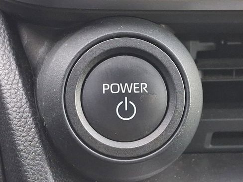 Used 2024 Toyota Prius LE image 17