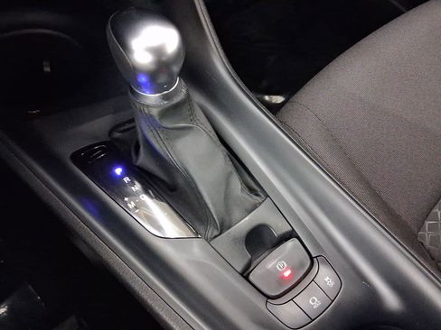 Used 2021 Toyota C-HR LE image 14