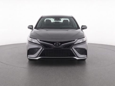 Used 2024 Toyota Camry XSE FWD image 5