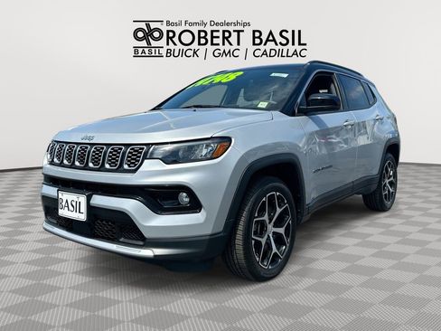 Used 2024 Jeep Compass Limited AWD/4WD image 1