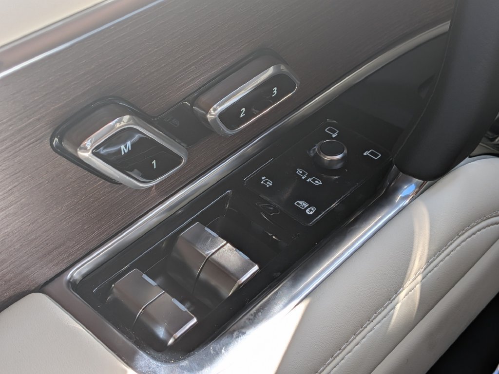 New 2026 Land Rover Range Rover SE AWD/4WD image 26
