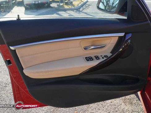 Used 2017 BMW 330i xDrive 330i xDrive Sport Wagon 4D image 15