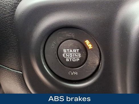 Used 2023 Jeep Wrangler Unlimited Rubicon 4xe image 9