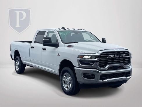 New 2026 RAM 2500 Tradesman w/ Chrome Appearance Group AWD/4WD image 2