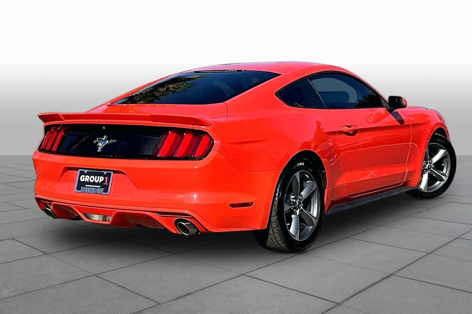 Used 2016 Ford Mustang Coupe w/ Equipment Group 051A RWD image 11
