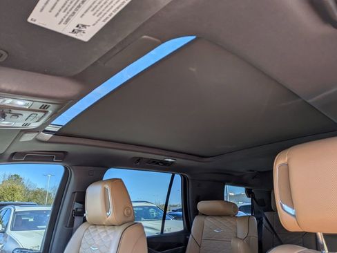 Used 2023 Cadillac Escalade Sport w/ Touring Package image 25