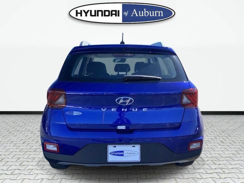 New 2026 Hyundai Venue SEL FWD image 6