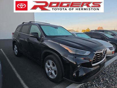 Certified 2022 Toyota Highlander LE