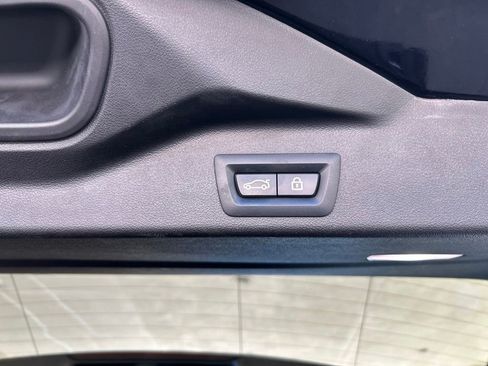 Used 2020 BMW X5 sDrive40i w/ M Sport Package RWD image 36