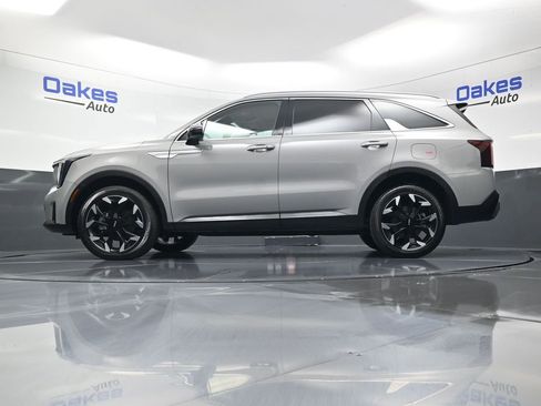 New 2025 Kia Sorento EX w/ Panoramic Sunroof Package AWD/4WD image 47