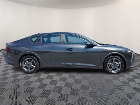 Certified 2025 Kia K4 FWD image 7