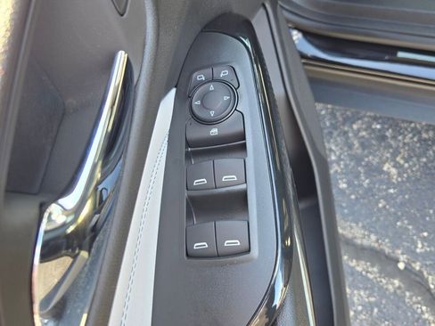 New 2025 Chevrolet Trax LT w/ LT Convenience Package image 19