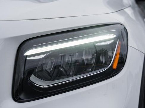 Certified 2025 Mercedes-Benz GLB 250 4MATIC image 14