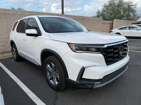 Used 2023 Honda Pilot EX-L image 5