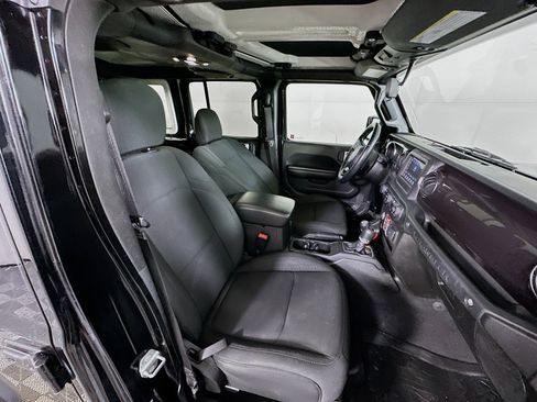 Used 2021 Jeep Wrangler Unlimited Sport image 30
