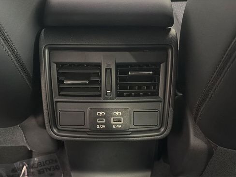 Certified 2026 Subaru Forester Premium AWD/4WD image 9