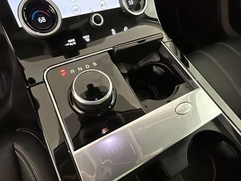 Used 2018 Land Rover Range Rover Velar S AWD/4WD image 21