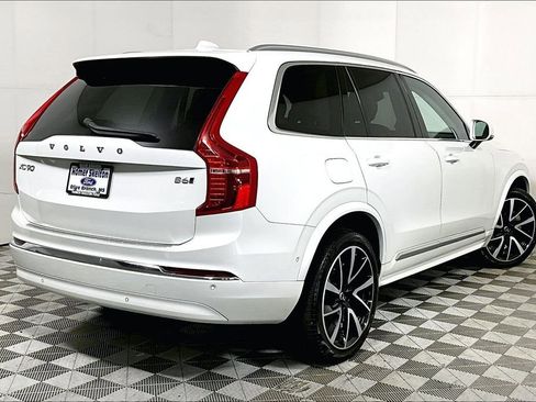 Used 2024 Volvo XC90 B6 Plus w/ Protection Package Premier image 12