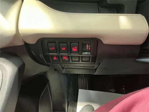 Used 2021 Subaru Ascent Limited w/ Popular Package #4 image 20