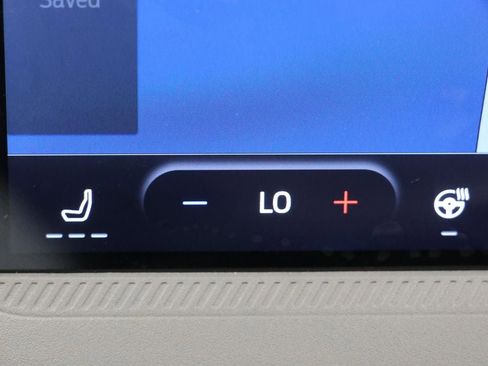 New 2025 Ford Maverick Lariat w/ Black Appearance Package image 28