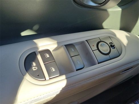 New 2026 Hyundai Ioniq 5 Limited image 16