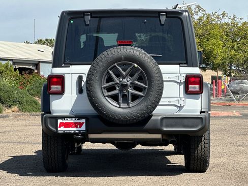 New 2026 Jeep Wrangler Sport S image 5