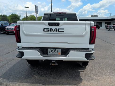 Used 2024 GMC Sierra 3500 Denali w/ Denali Reserve Package AWD/4WD image 7