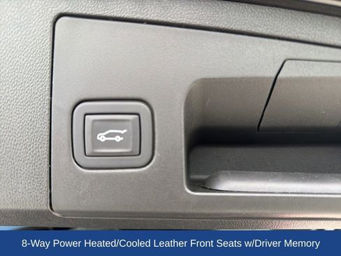 Used 2024 Cadillac XT4 Premium Luxury w/ Technology Package image 11