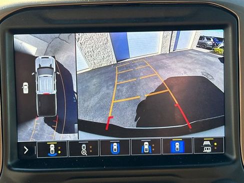 Used 2022 Chevrolet Silverado 2500 High Country w/ Z71 Off-Road Package image 30